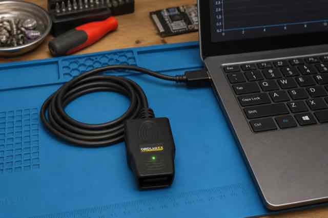 3 × 16 AWG OBD Adapter in use